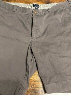 J. Crew Men’s Gray Chino Shorts